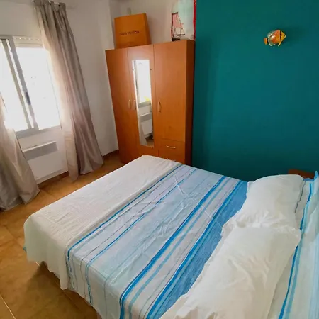 Beachfront 1st Line 56 Sqm 3-5 Persons Delta-muga Albatross Apartamento Ampuriabrava