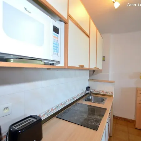 Beachfront 1st Line 56 Sqm 3-5 Persons Delta-muga Albatross Apartamento *